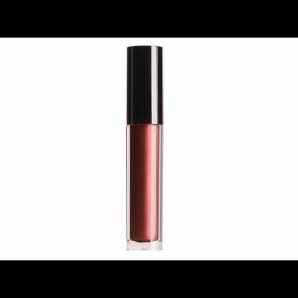 Makeup lip gloss